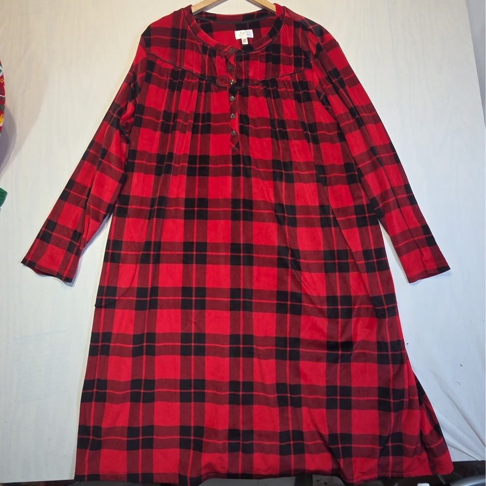 Aria Collection 2X Nightgown Red Black Buffalo Plaid Velvety Plush Pockets